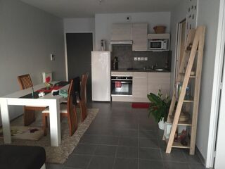  Appartement à louer 2 pièces 45 m²