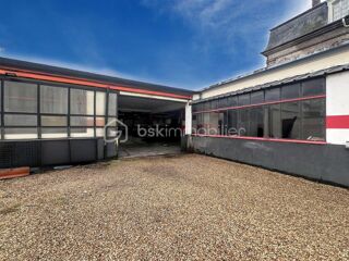  Immeuble � vendre 13 pi�ces 820 m�