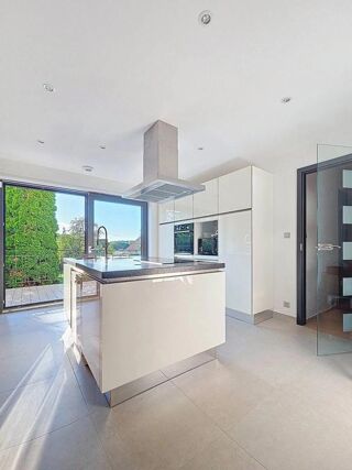  Propri�t�/ch�teau � vendre 7 pi�ces 167 m�