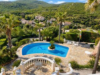  Villa � vendre 7 pi�ces 160 m�