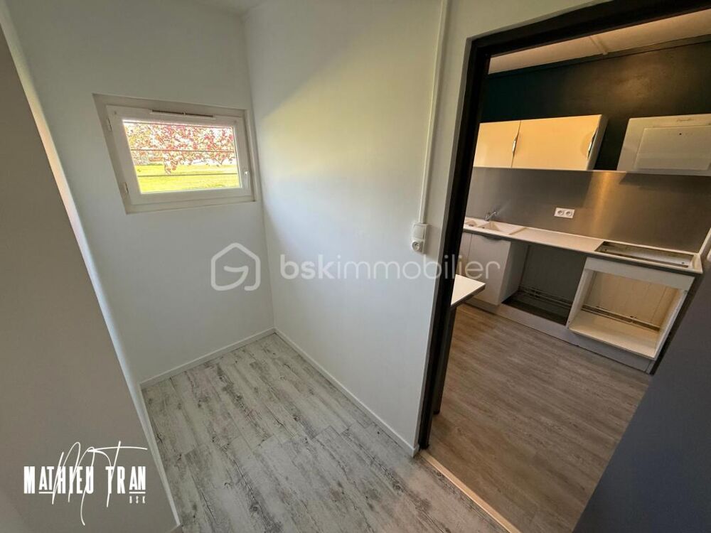 Appartement lumineux à proximité urbaine, idéal pour famille !