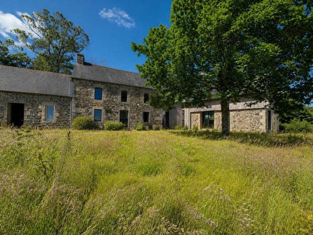 Maison de 7 pièces de 184 m² à Gurunhuel