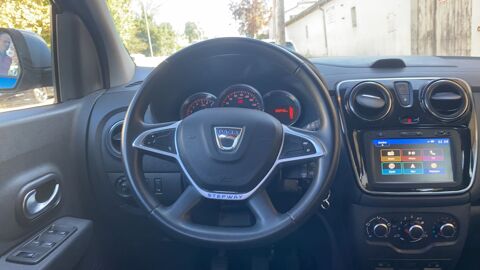 Lodgy 1.5 Blue dCi 115 Stepway 7 Pl. 2021 occasion 33490 Saint Macaire