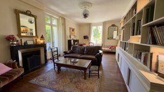  Maison � vendre 8 pi�ces 215 m�