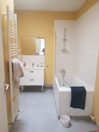  Appartement à louer 8 pièces 172 m²