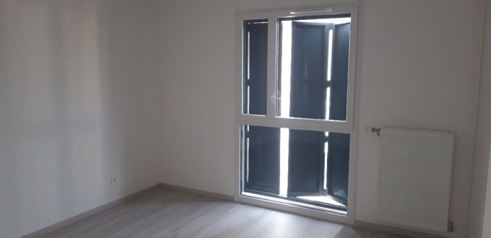 Location Appartement T2 avec garage et terrasse à MEYZIEU Meyzieu
