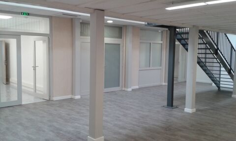 bureaux &agrave; louer LYON 3EME (69) atypiques bureaux &agrave; louer de 245m2 + sous sol acc&egrave;s direct de 117m2, m&eacute;tro Guichard 4560 69003 Lyon 3eme arrondissement