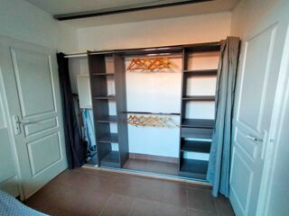  Appartement à louer 2 pièces 33 m²