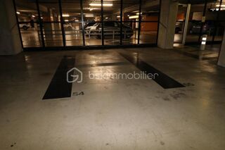  Parking / Garage  vendre 15 m