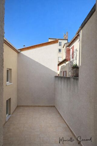  Immeuble à vendre 10 pièces 209 m²