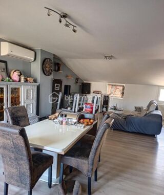  Immeuble � vendre 15 + pi�ces 550 m�