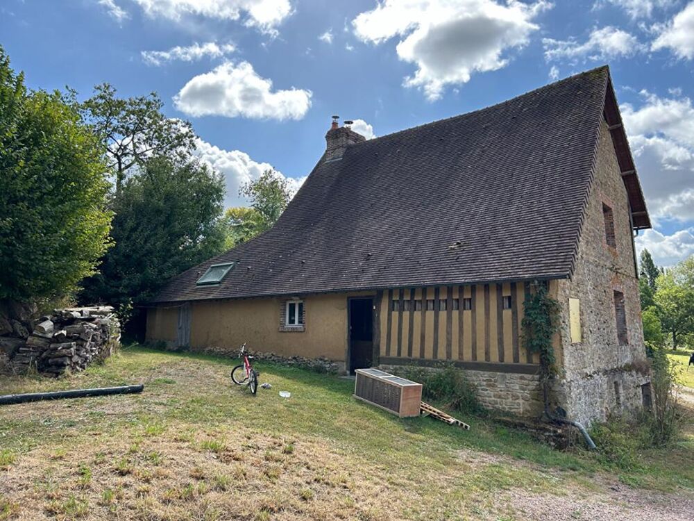 14340 Cambremer Ancien corps de ferme du XV è siècle 393 000 Euros