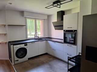  Appartement à louer 3 pièces 66 m²