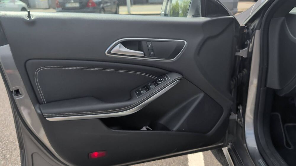 Classe CLA Classe 200 CDi 136 Sensation 2017 occasion 62500 Saint Omer