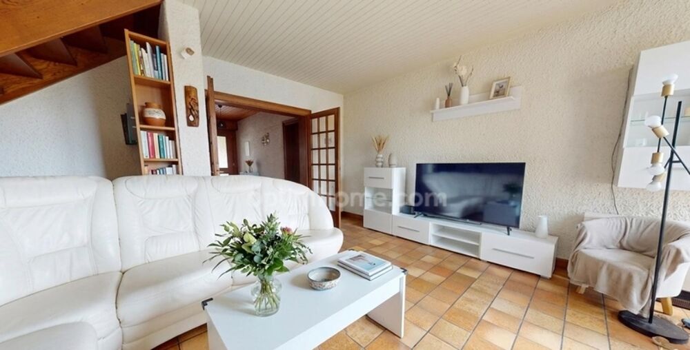 BERTRANGE - MAISON DE 155 M² AVEC 4 CHAMBRES, GARAGE ET JARDIN ! FORT POTENTIEL !