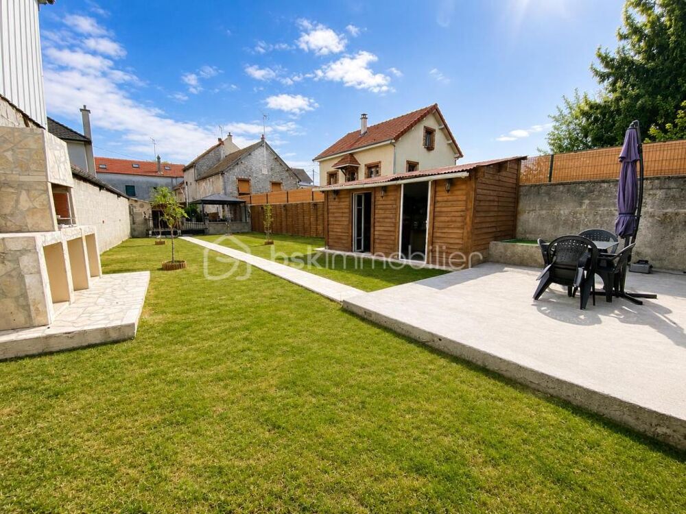 À SAISIR  MAISON INDIVIDUELLE  3 CHAMBRES + BUREAU/CHAMBRE DAPPOINT  TERRASSE  PERGOLA  GRAND JARDIN  STATIONNEMENTS