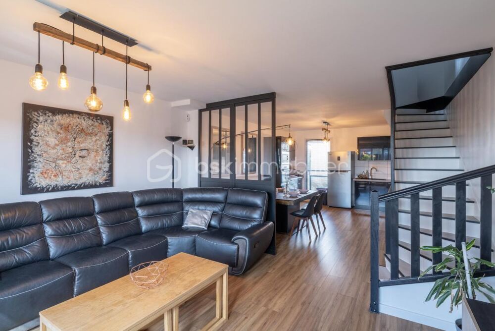 Posez vos valises dans cette Maison de ville 4P - DPE C - Climatisation