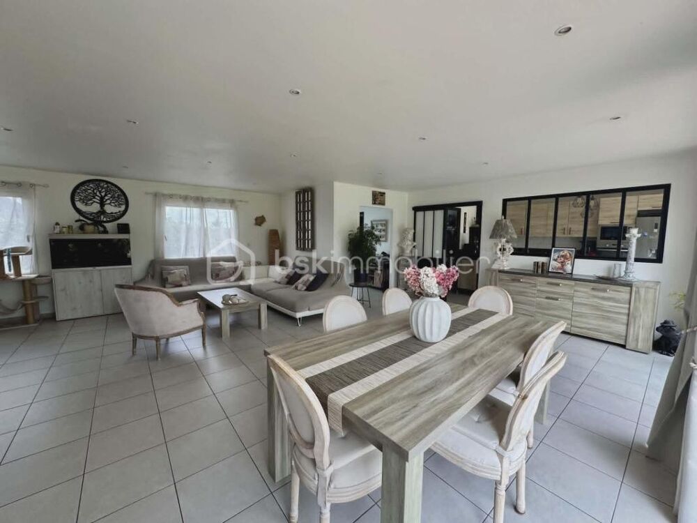 Vente Maison ***MAISON EN PIERRE *** 208 M² *** 15 MIN DE BAYEUX *** Cahagnolles