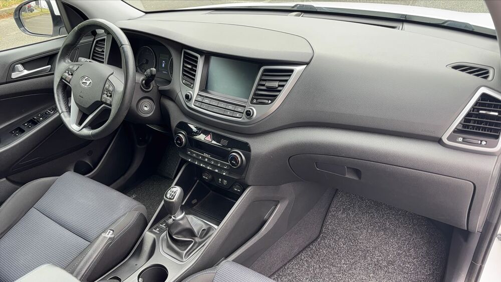 Tucson 1.6 CRDi 115 Business 2017 occasion 45000 Orleans