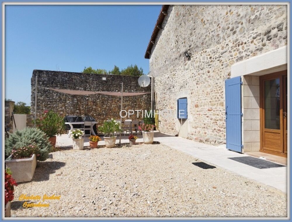 Vente Maison ensemble de 2 maisons en pierre + grand terrain La roche chalais