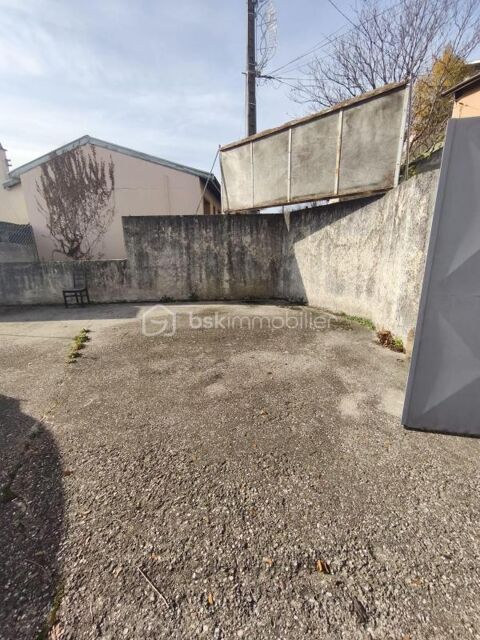   2 maisons de village centre ville avec terrains Maison - 9 pièce(s) - 230 m²