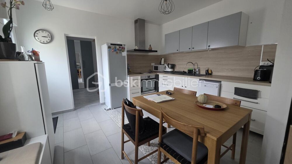Vente Maison Maison plain-pied 50 m2 + combles - 3 chambres - cave et jardin Bruyeres le chatel