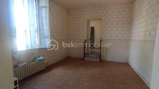  Immeuble à vendre 12 pièces 300 m²