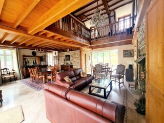  Maison  vendre 8 pices 289 m