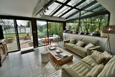  Maison  vendre 10 pices 220 m