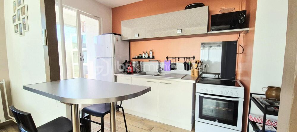 Vente Appartement GRAND & LUMINEUX T2 53m² + CAVE privative--ASCENSEUR--Commodités A PIED--PLAGE à 7min Hyeres