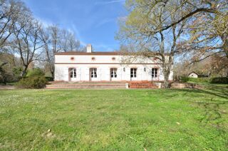  Proprit/chteau  vendre 11 pices 366 m