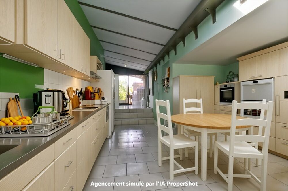Maison avec garage et jardin au coeur du village / Idéal premier achat ou investissement LE CHATELET (18)