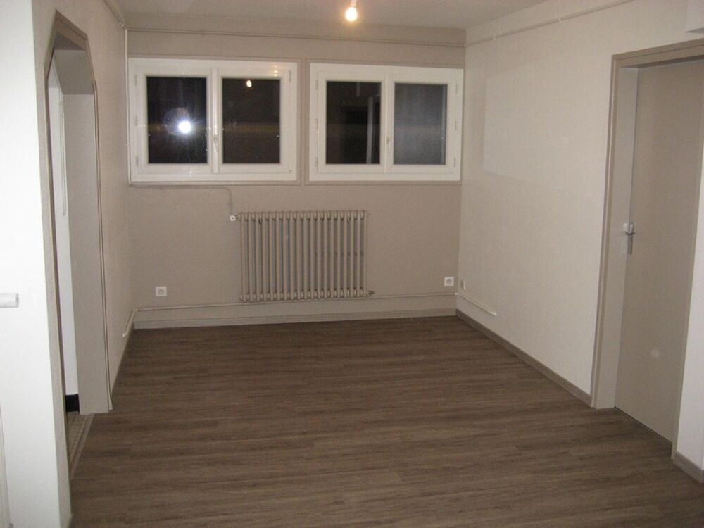 Vente Appartement EN EXCLUSIVITE 2 appartements vendus loués avec 2 places parking Centre-ville de Guéret, Excellente rentabilité 71 000 € Gueret