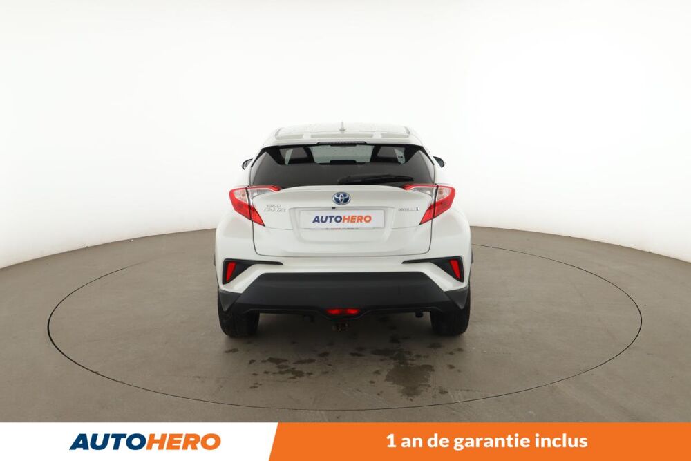 C-HR 1.8 Hybride Design 122 ch 2019 occasion 92130 Issy-les-Moulineaux