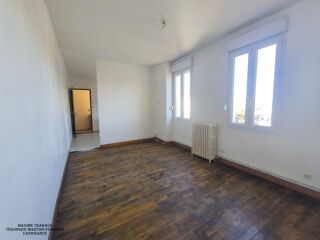  Immeuble � vendre 15 + pi�ces 582 m�