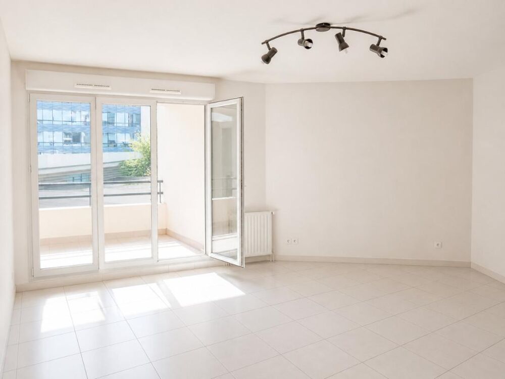 T3 avec balcon et garage à LYON 9