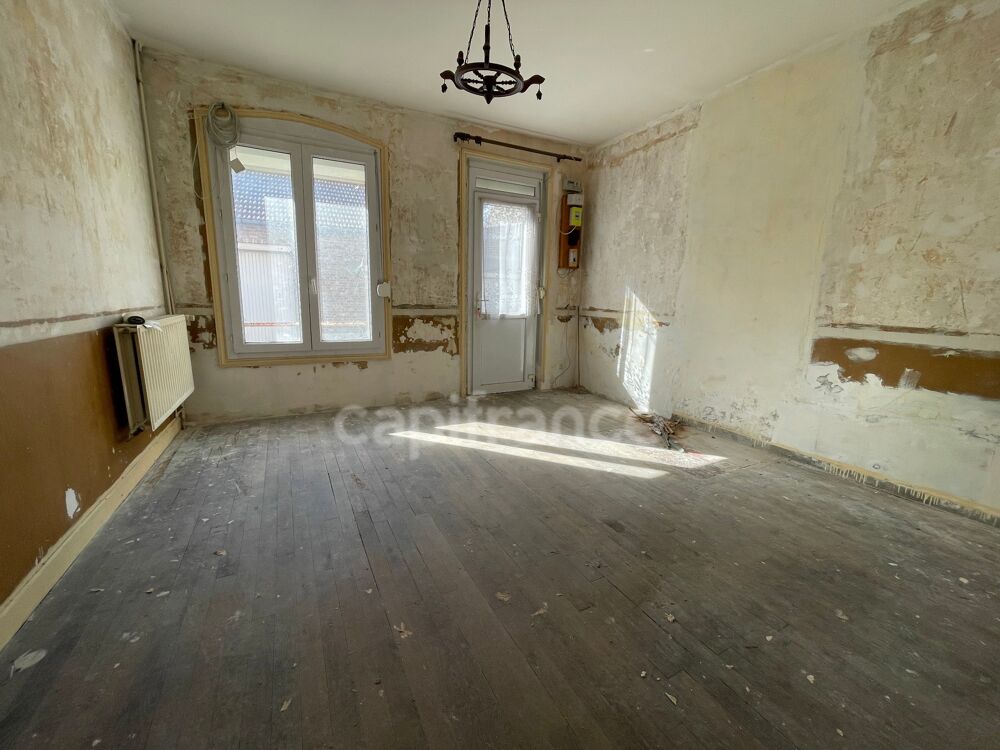 Maison 2 à 3 chambres à rafraîchir