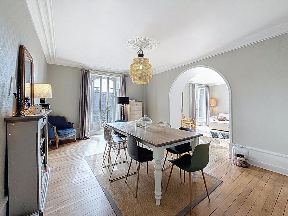 Appartement d'exception de 155 m² dans un ancien hôtel particulier. VANNES HYPER CENTRE
