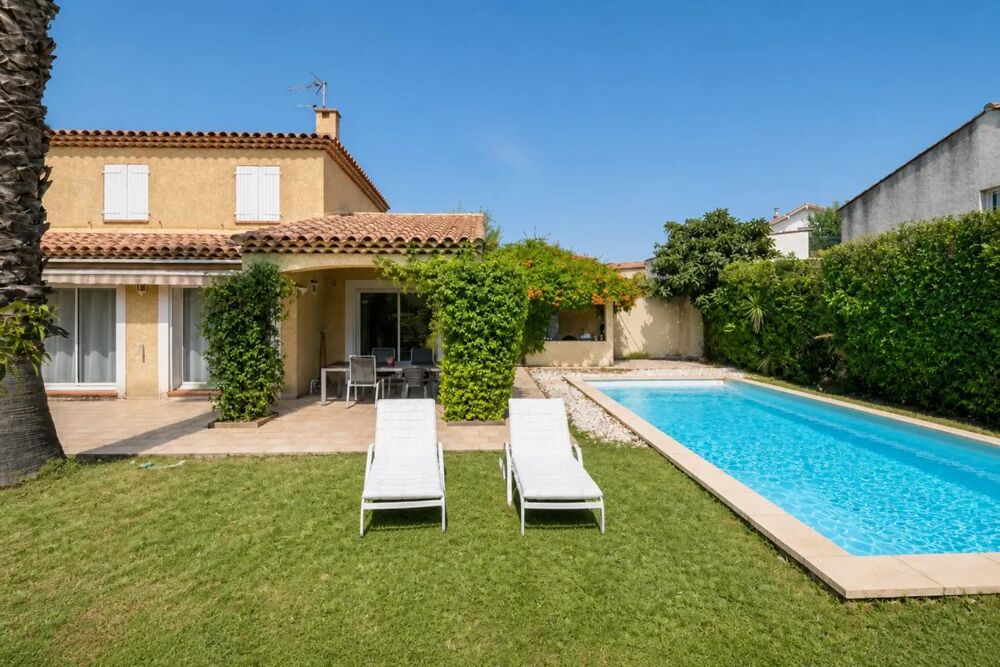 Vente Maison MAGNIFIQUE VILLA semi-récente avec PISCINE Marseille 12