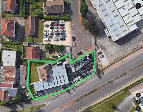   A VENDRE - ENSEMBLE IMMOBILIER 