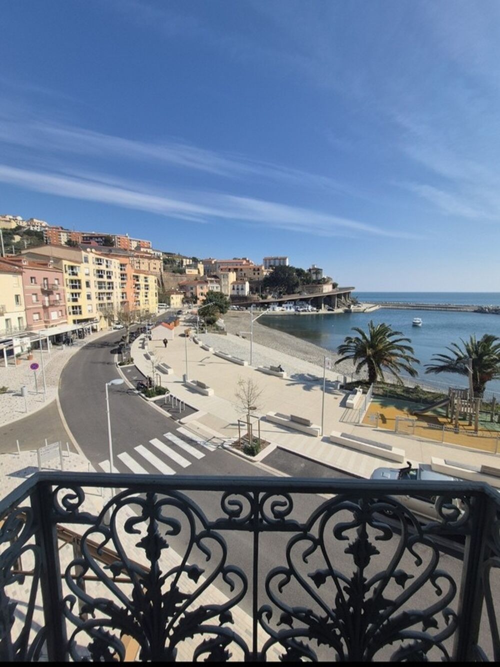 Vente Appartement Bien d'exception en front de mer - Appartement dans une maison de maître classée - Cerbère Cerbere