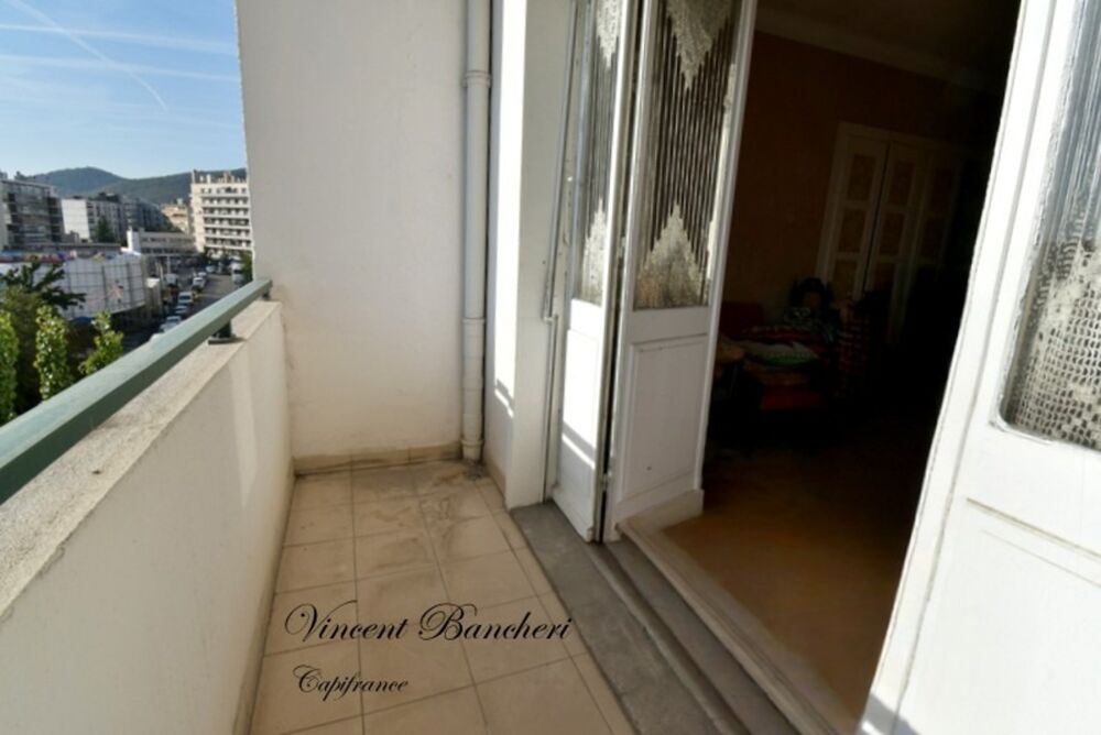 Vente Appartement ANNEMASSE CENTRE – T2 À RÉNOVER AVEC CHAMBRE DE BONNE ET DEUX CAVES Annemasse