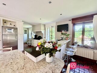  Maison à vendre 11 pièces 353 m²