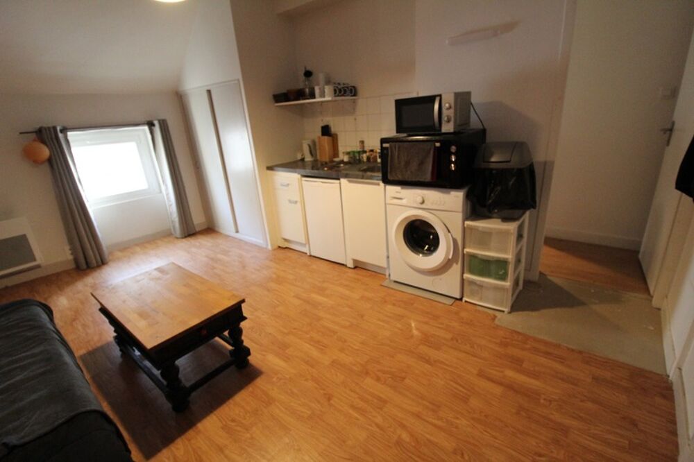 Location Appartement LA ROCHE sur YON en HYPER CENTRE, appartement T2 MEUBLE La roche sur yon