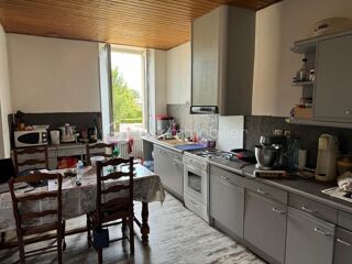  Immeuble à vendre 9 pièces 220 m²