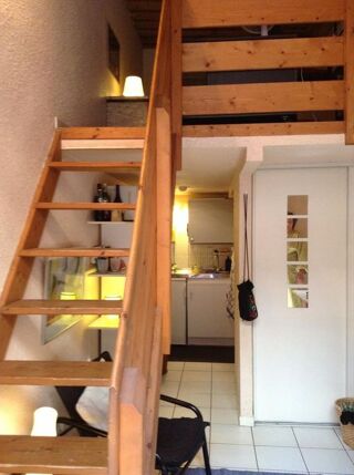  Appartement à louer 1 pièce 25 m²