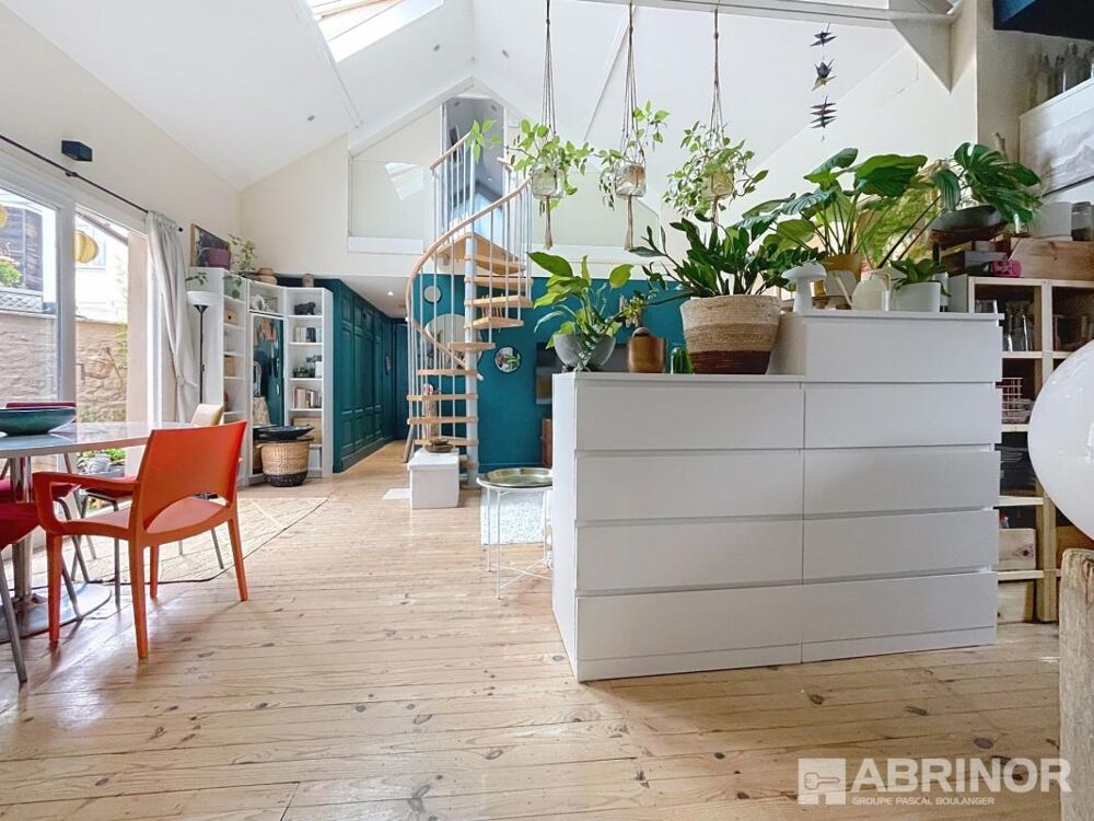 Vente Appartement PALAIS RAMEAU LILLE- Appartement 3 chambres - terrasse - parking Lille