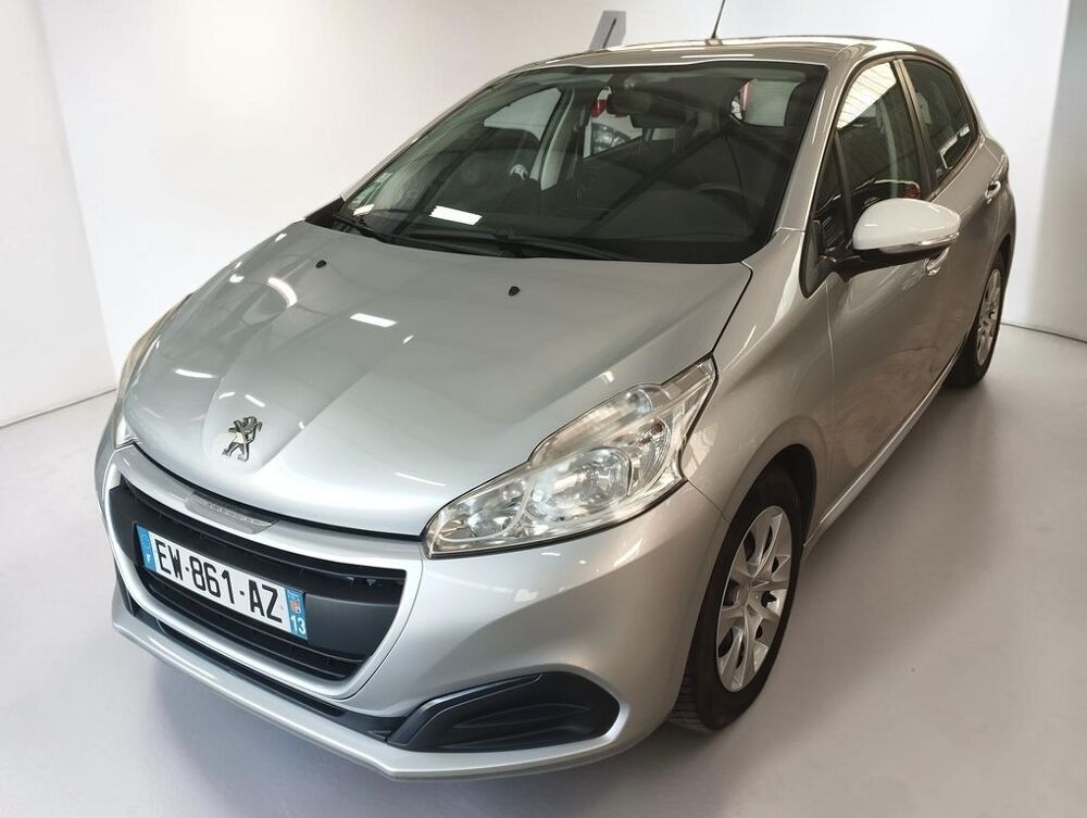 208 1.2 VTI 68 5P 2018 occasion 06640 Saint-Jeannet