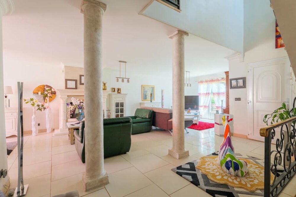 Maison de 7 pièces de 245 m² à Claye-Souilly