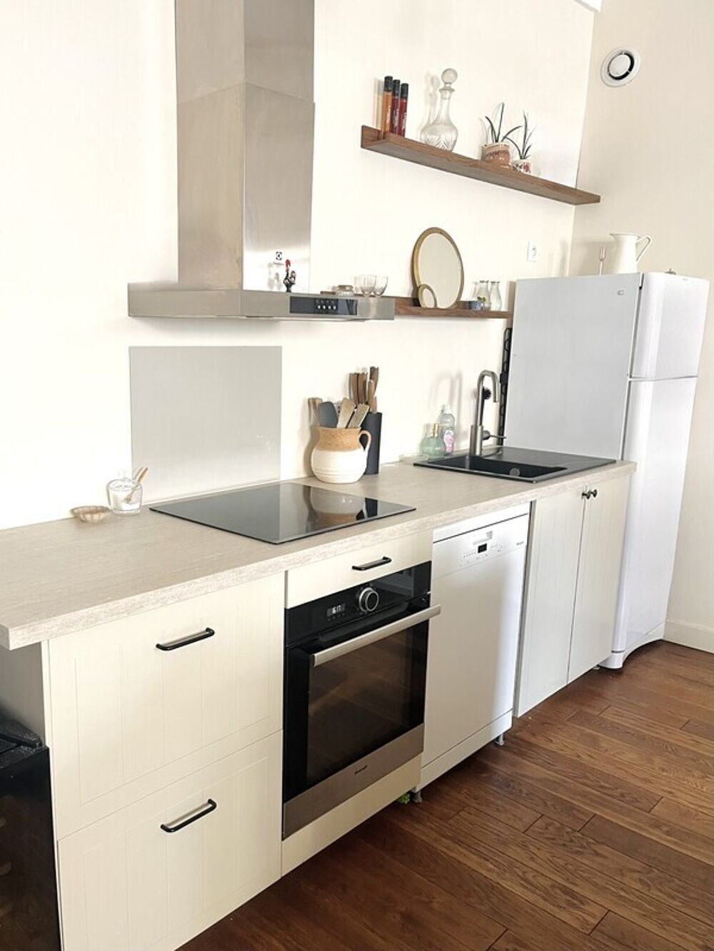 Vente Appartement Saint-Genès – Élégant T2 bis rénové au calme absolu, emplacement recherché Bordeaux